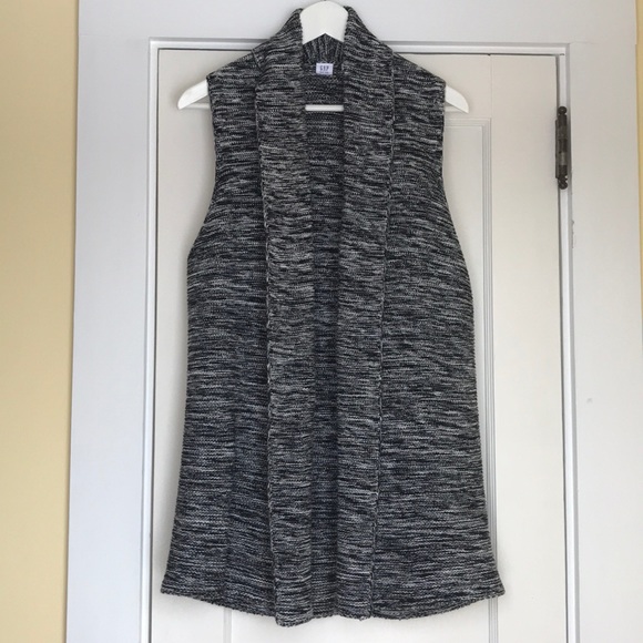 GAP Open Front Sweater Vest - Picture 2 of 7